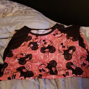 LuLaRoe Quater sleeve Mickey Shirt